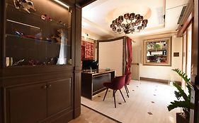 Santa Croce Boutique Hotel